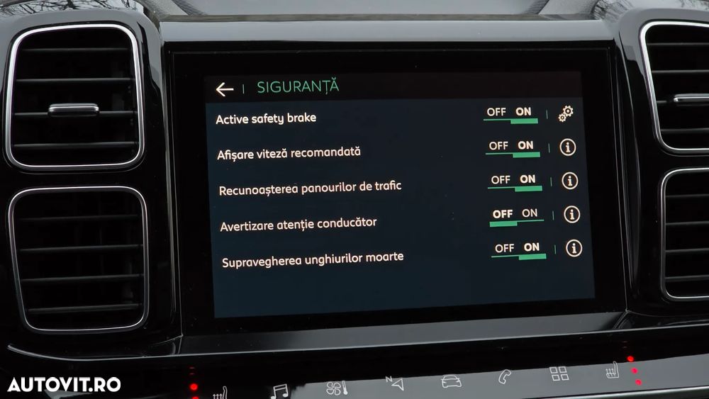 Citroën C5 Aircross 1.6 PHEV FWD 225 EAT8 Shine - 31