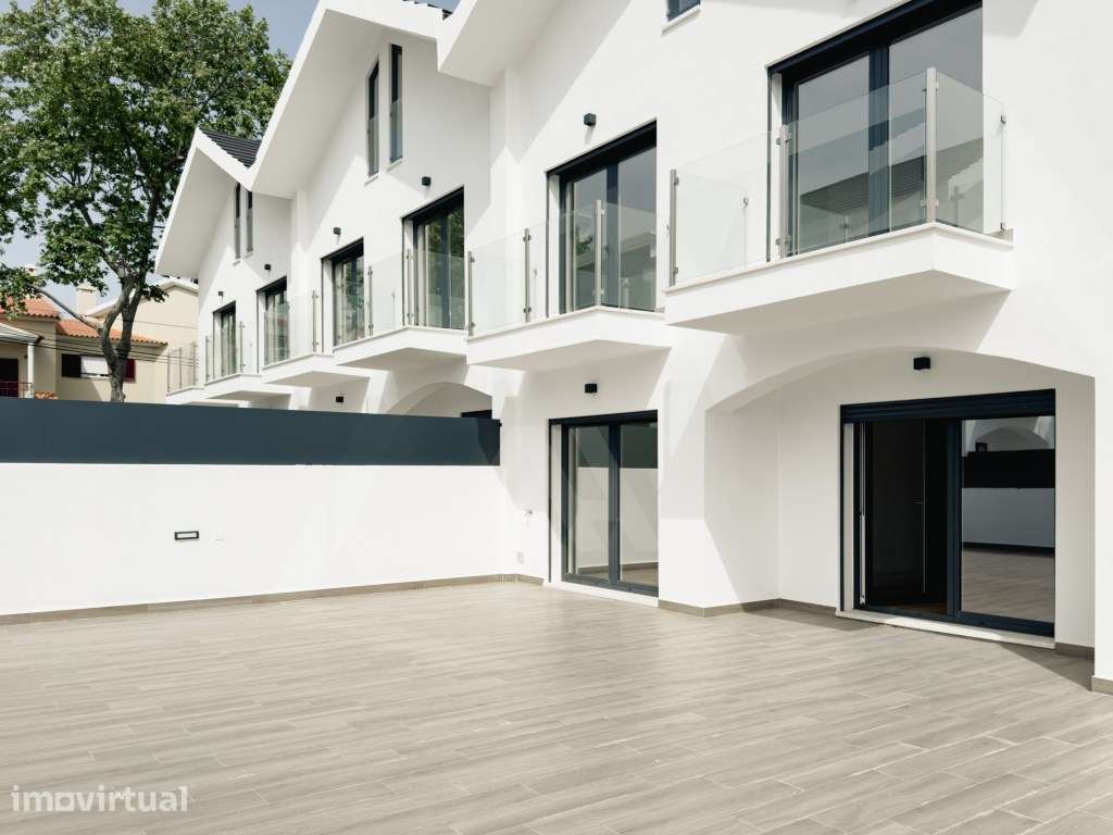 Moradia contemporânea com 4 quartos, piscina e vista para a cidade ... - Grande imagem: 3/35