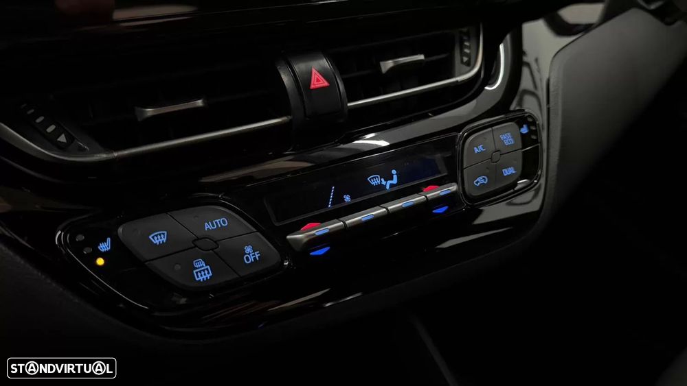 Toyota C-HR 1.8 Hybrid Exclusive - 29