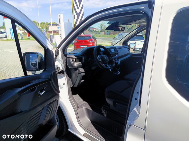 Renault Trafic Grand 2.0 dCi - 14