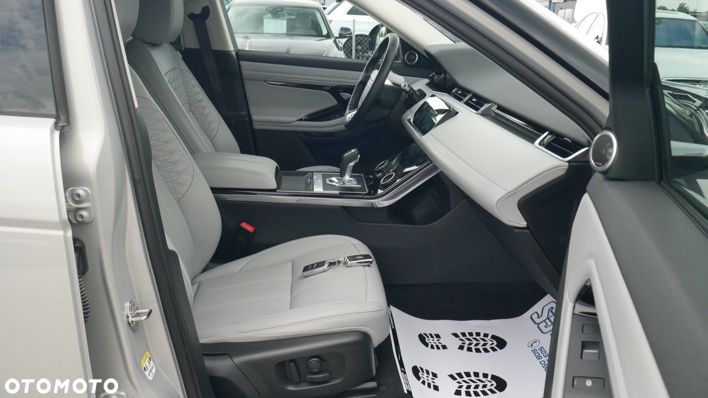 Land Rover Range Rover Evoque - 16