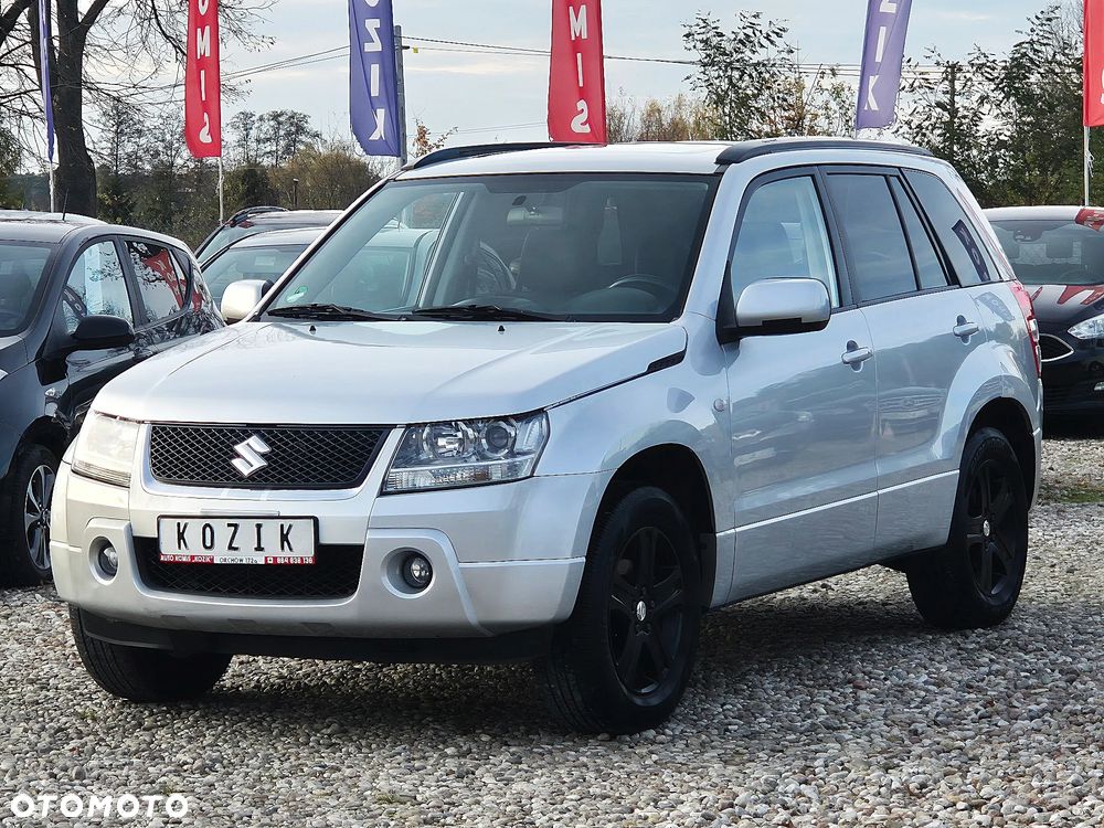 Suzuki Grand Vitara 2.0 De luxe - 1