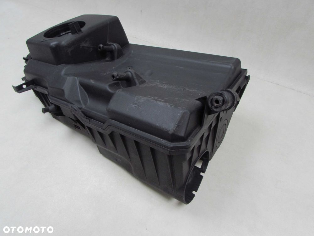 VOLVO S40 V50 C70 2.4 i OBUDOWA FILTRA POWIETRZA KOMPUTERA 30677533 04-12 - 7