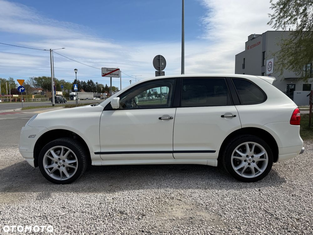 Porsche Cayenne Tiptronic S - 11