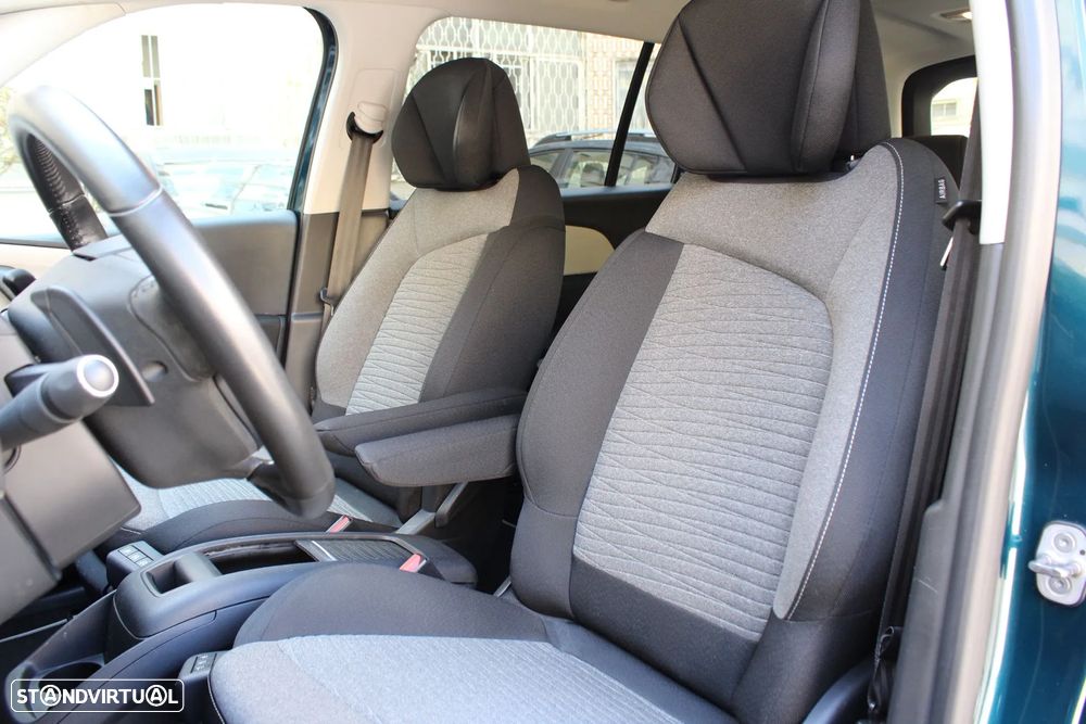 Citroën C4 Spacetourer PureTech 130 Stop&Start EAT8 SHINE - 28