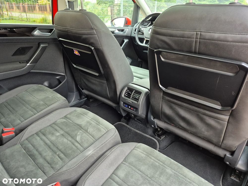 Volkswagen Touran 2.0 TDI SCR (BlueMotion Technology) DSG Highline - 13