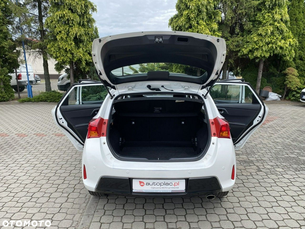 Toyota Auris - 28