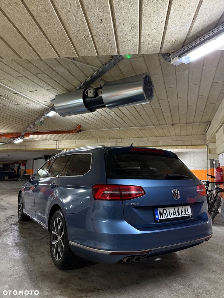 Volkswagen Passat 2.0 TDI SCR DSG 4Motion Business - 4