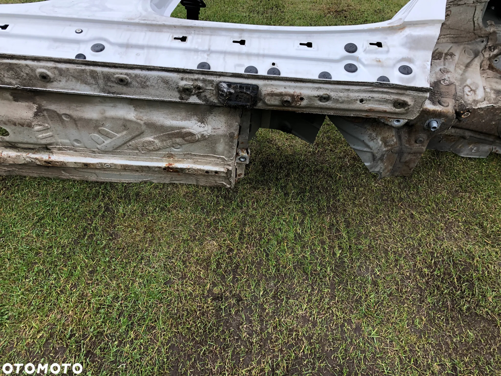 BŁOTNIK ĆWIARTKA PODŁUŻNICA PRÓG BMW F31 A96 - 10
