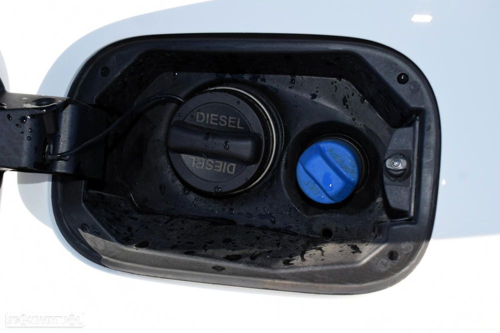 Mercedes-Benz CLA 180 d Shooting Brake AMG Line Aut. - 20