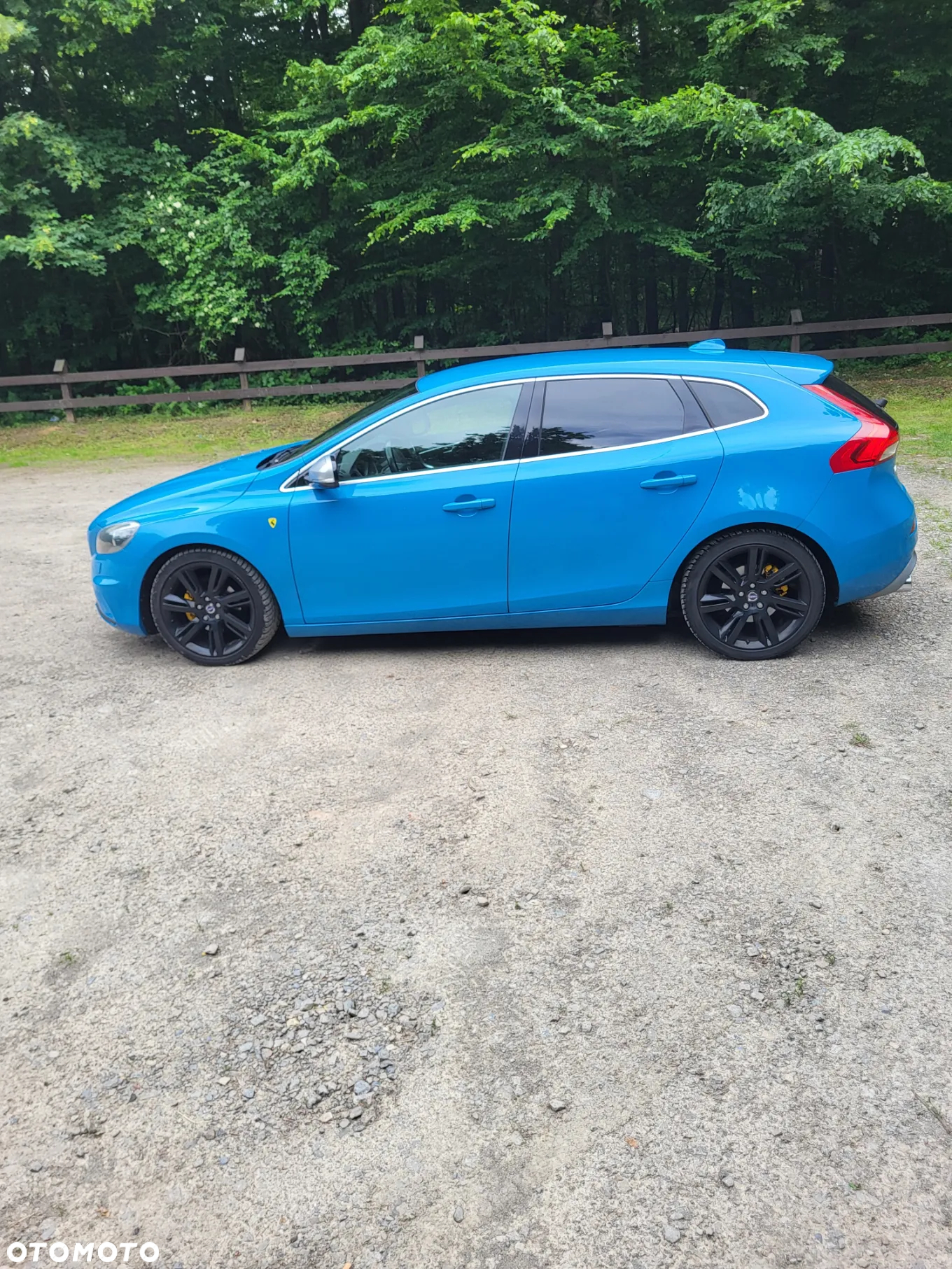 Volvo V40 D2 R-Design - 8