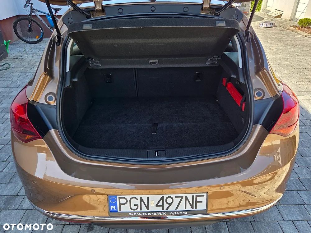 Opel Astra 1.6 Exklusiv - 28