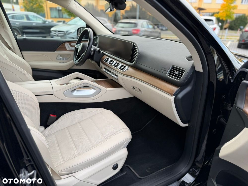 Mercedes-Benz GLE - 12