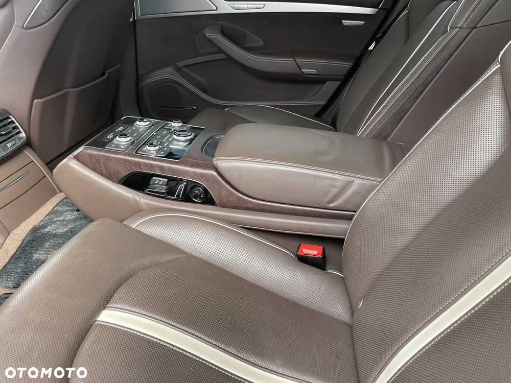 Audi A8 4.2 FSI Quattro tiptronic Langversion - 13