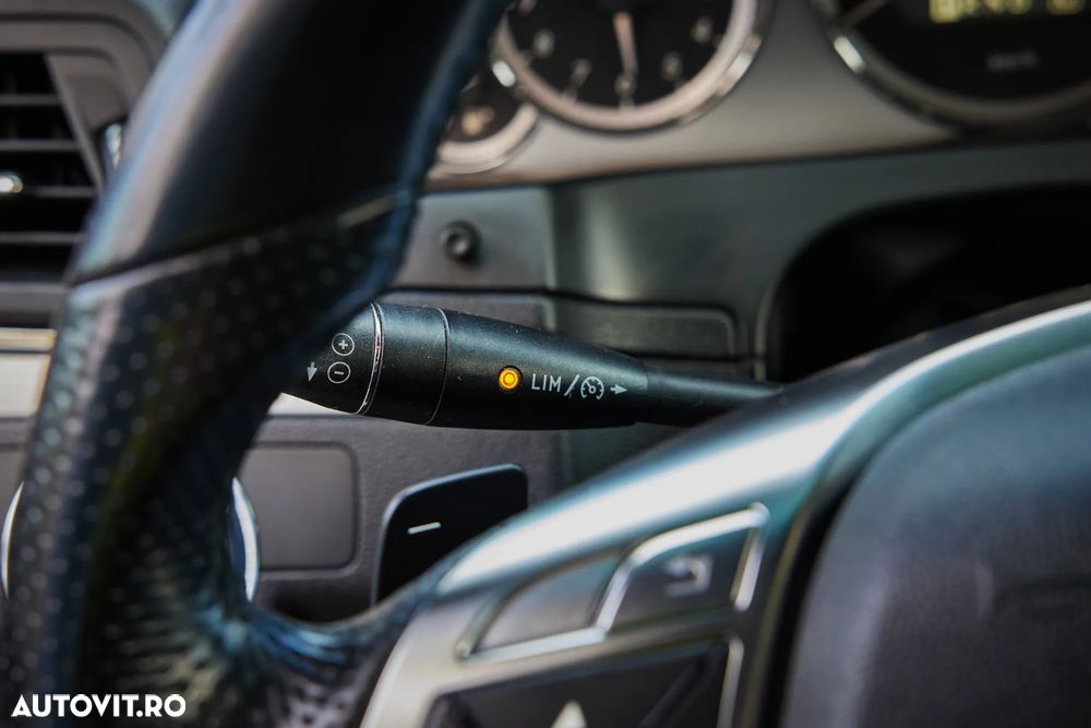 Mercedes-Benz E - 16