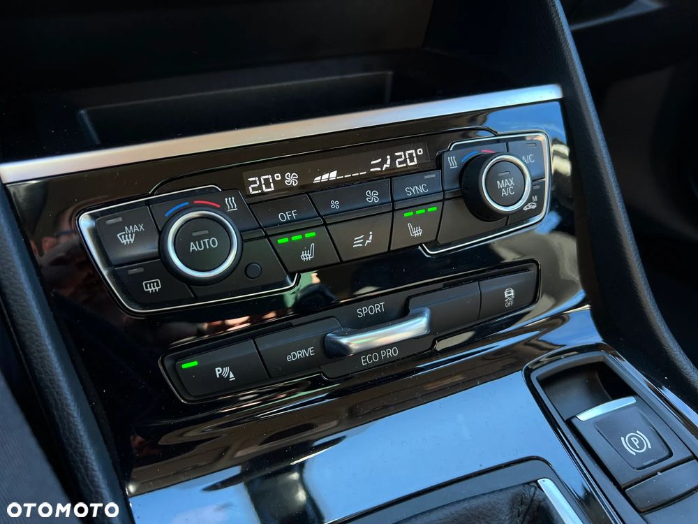 BMW Seria 2 ver-225e-xdrive-active-tourer - 10