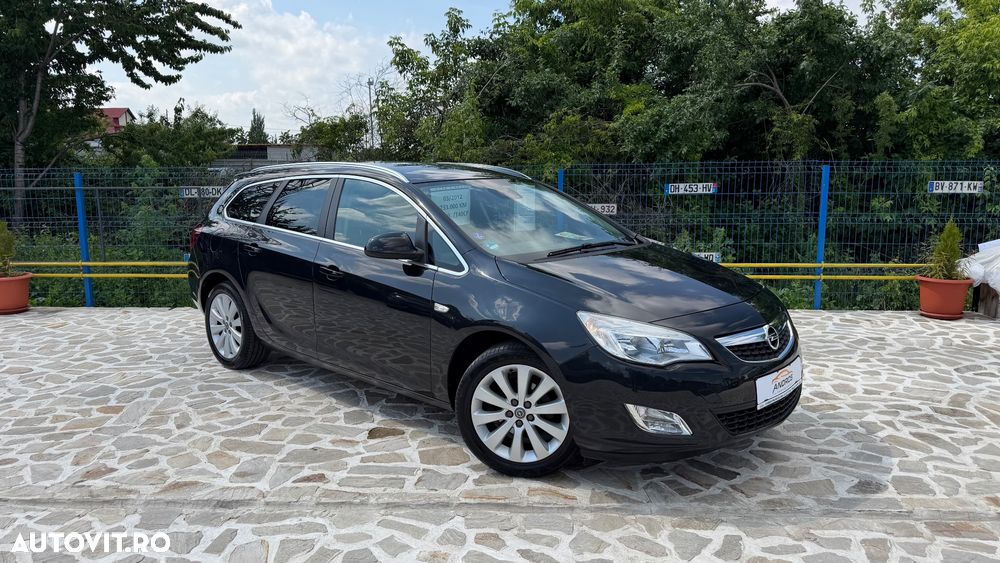 Opel Astra 1.4 Turbo ECOTEC Cosmo - 2