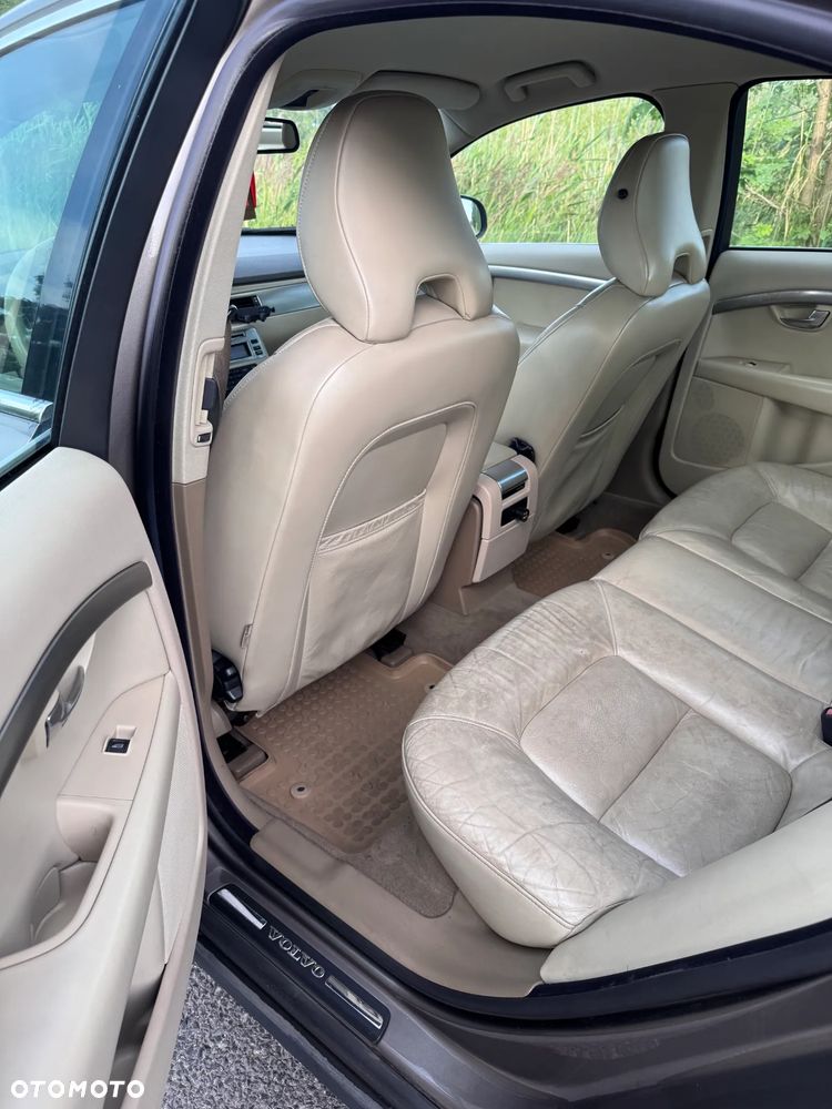Volvo S80 - 19