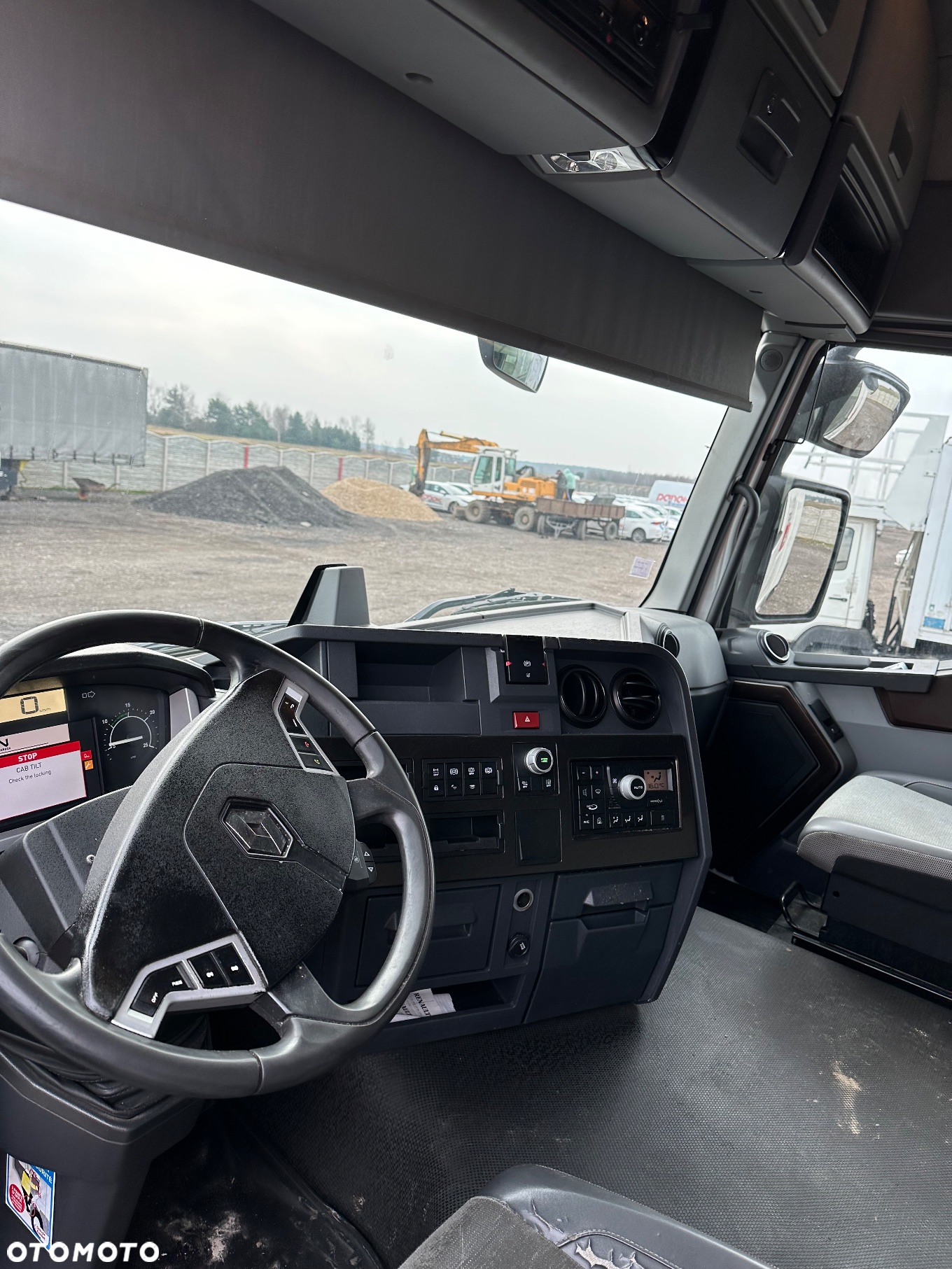 Renault GAMAT T460 - 11