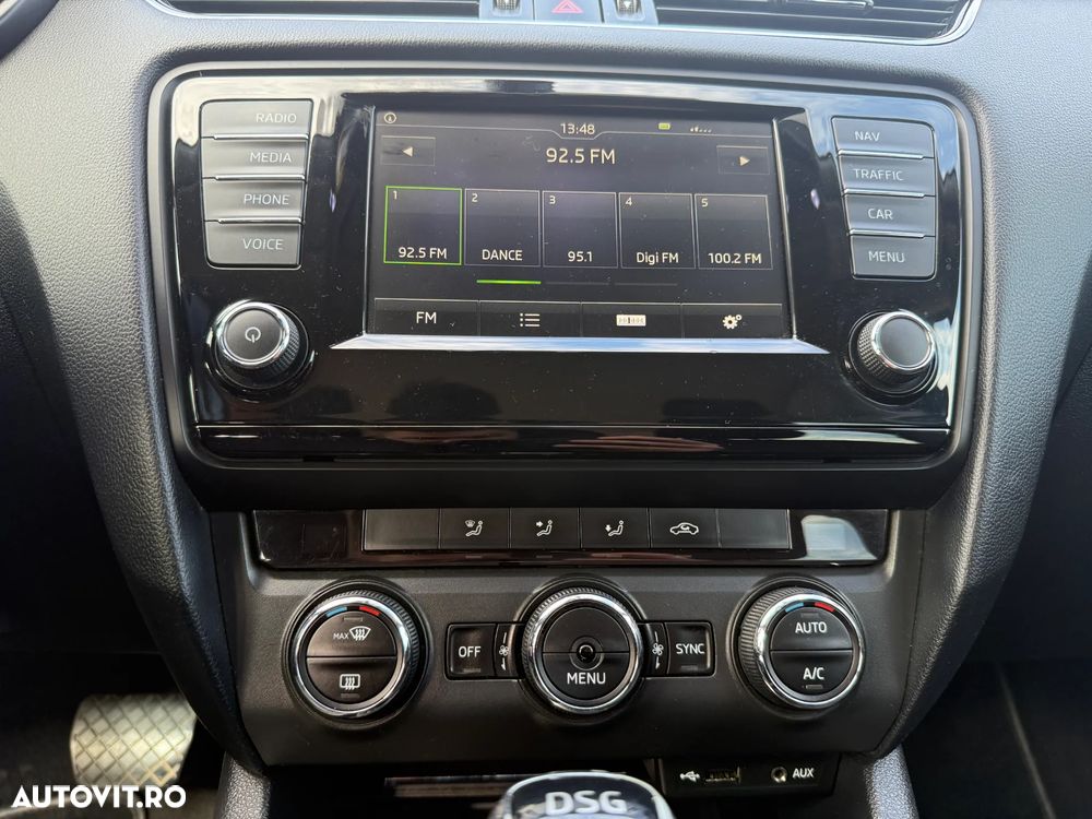 Skoda Octavia Combi 2.0 TDI 4x4 DSG RS - 15