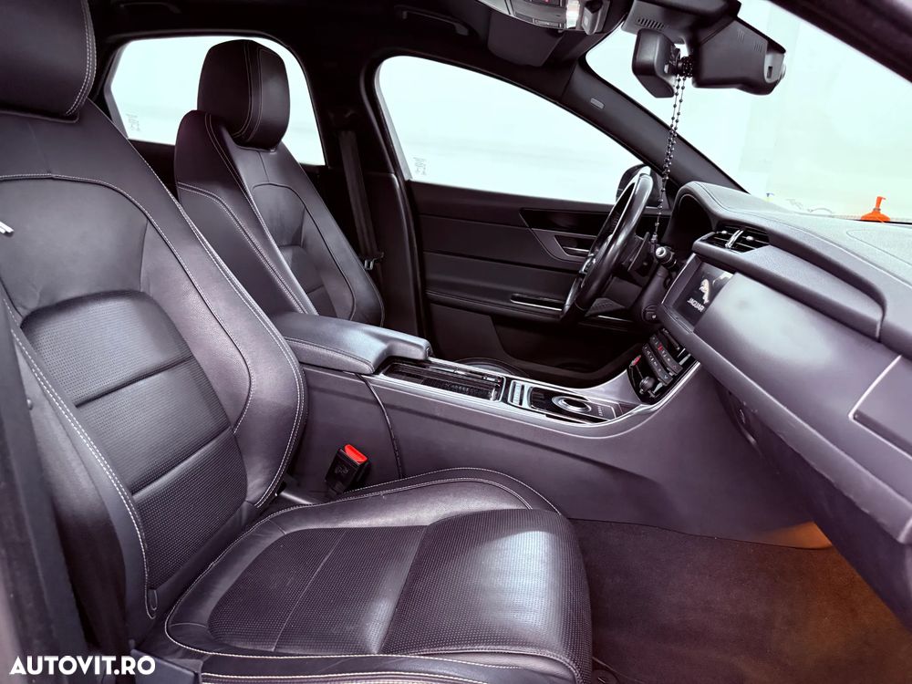 Jaguar XF E-Performance Aut. R-Sport - 12