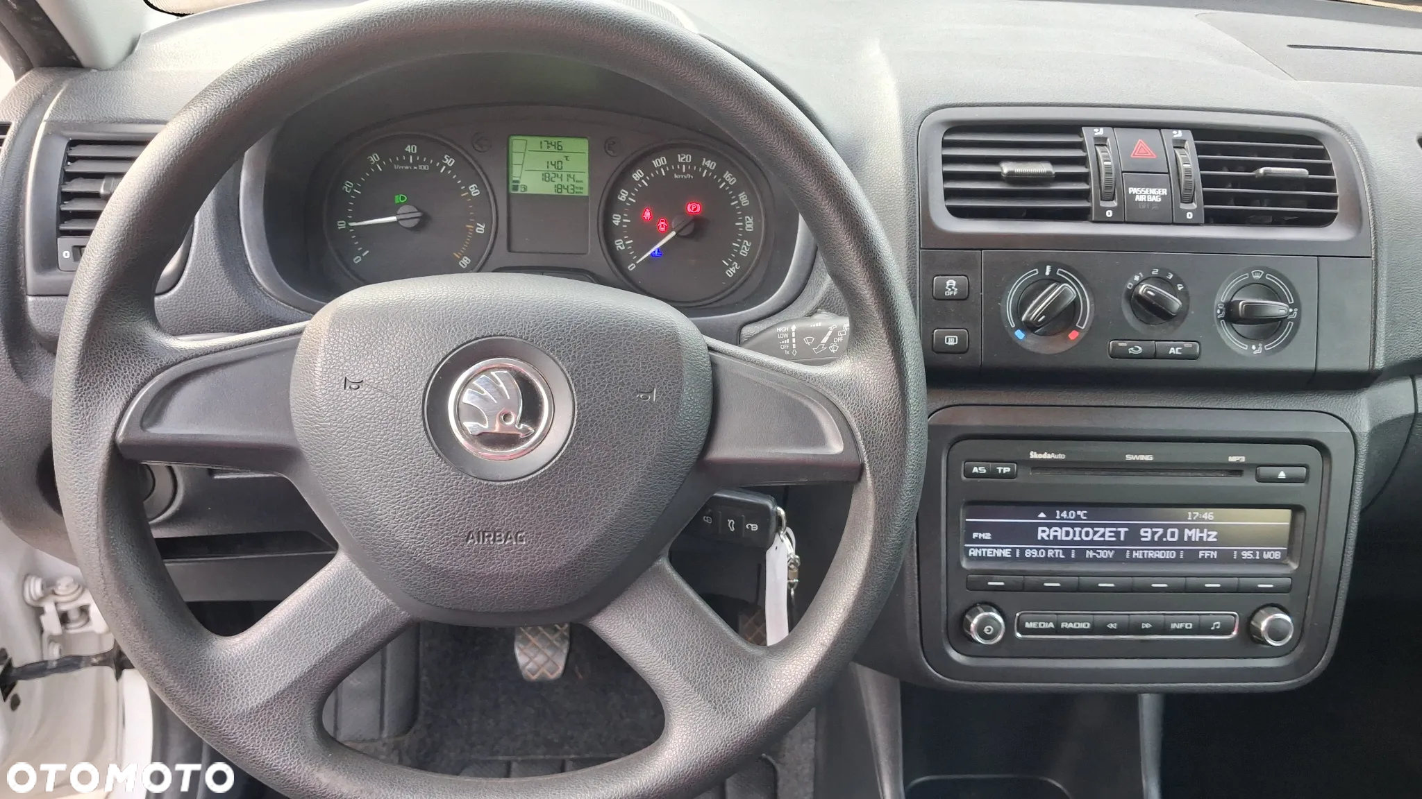 Skoda Fabia 1.2 HTP COOL EDITION - 23