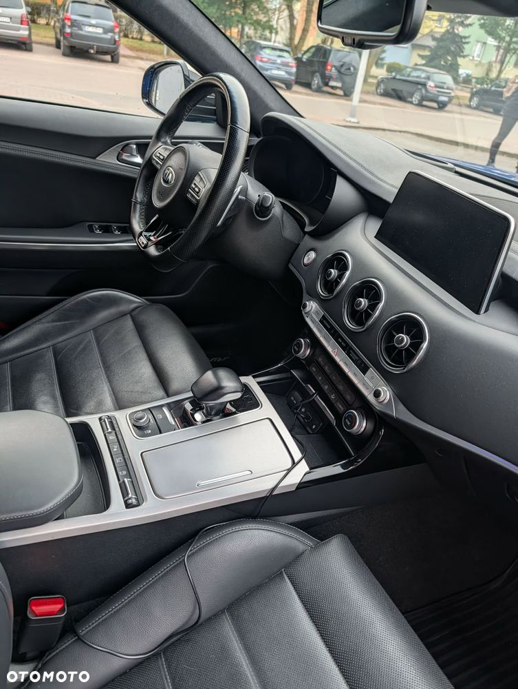 Kia Stinger 2.0 T-GDI GT Line - 14