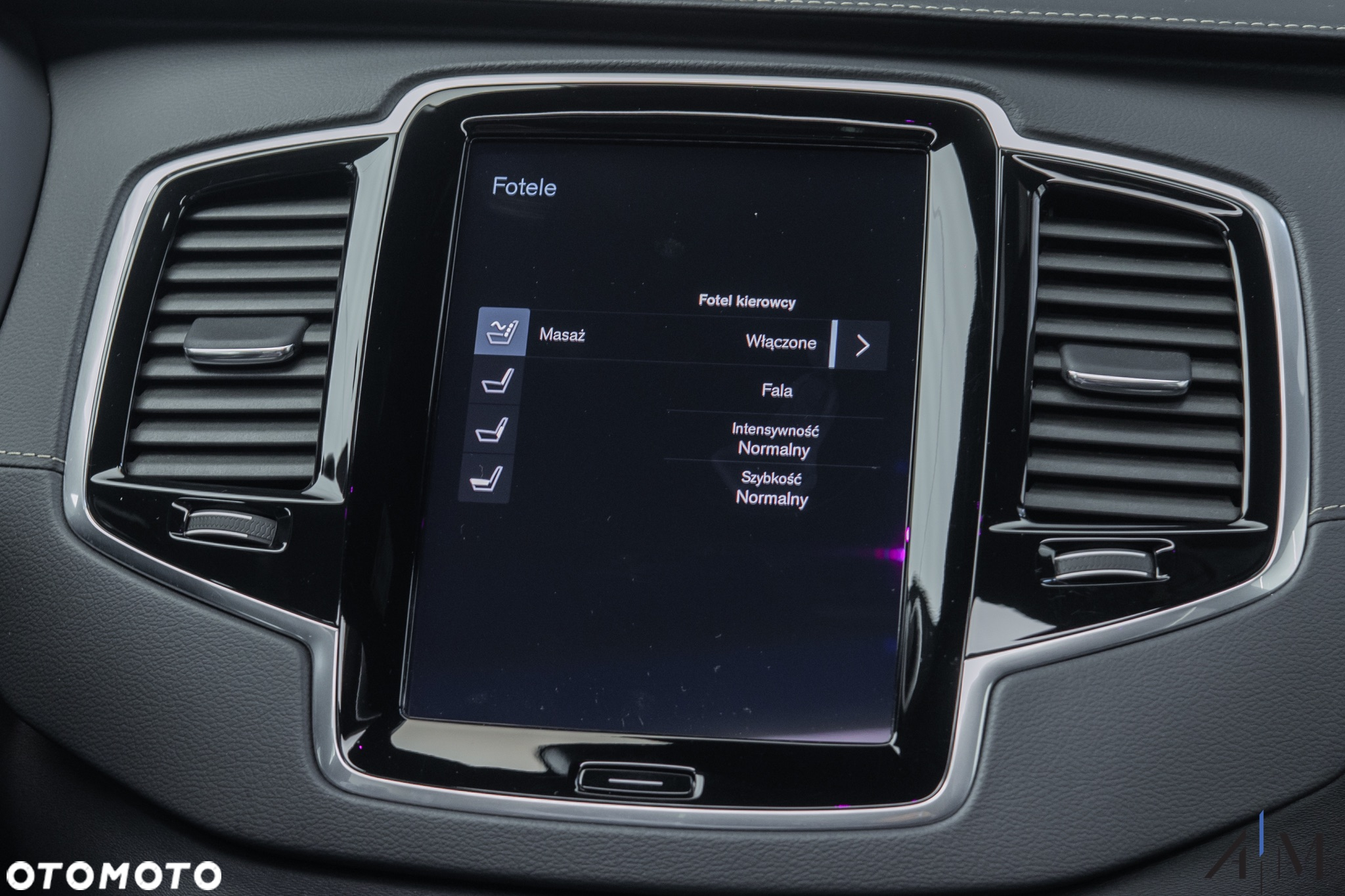 Volvo XC 90 B5 D AWD Ultimate Dark - 24