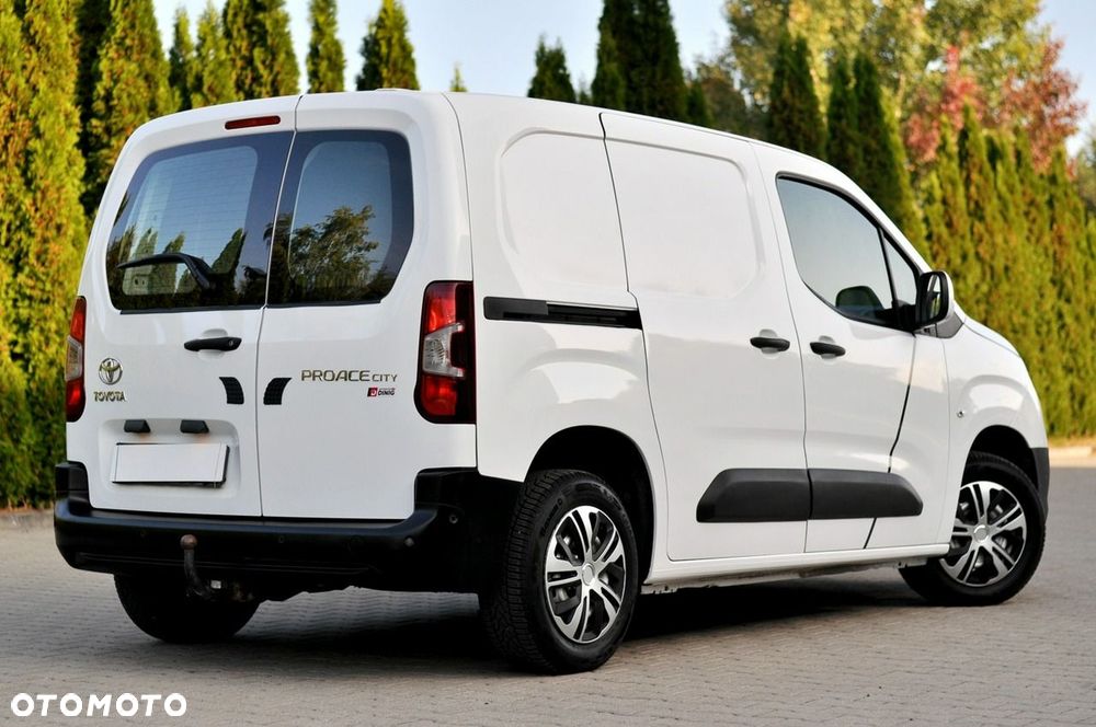 Toyota Proace City - 33