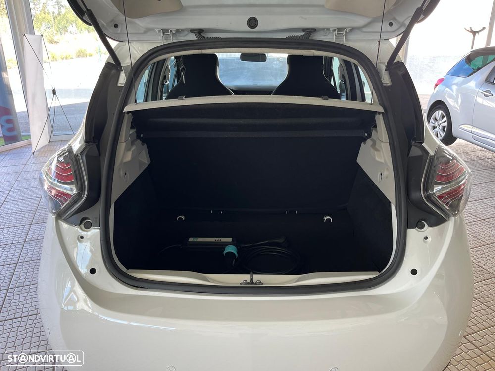 Renault Zoe (c/ Bateria) E-Tech EV50 Evolution - 9