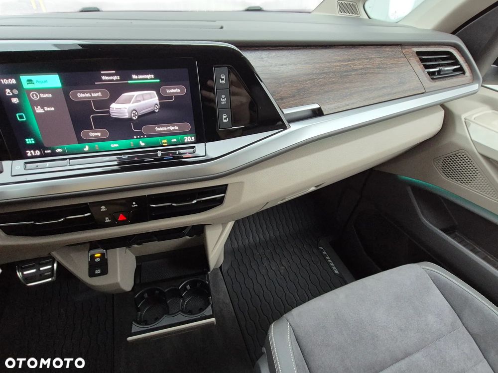 Volkswagen Multivan - 15