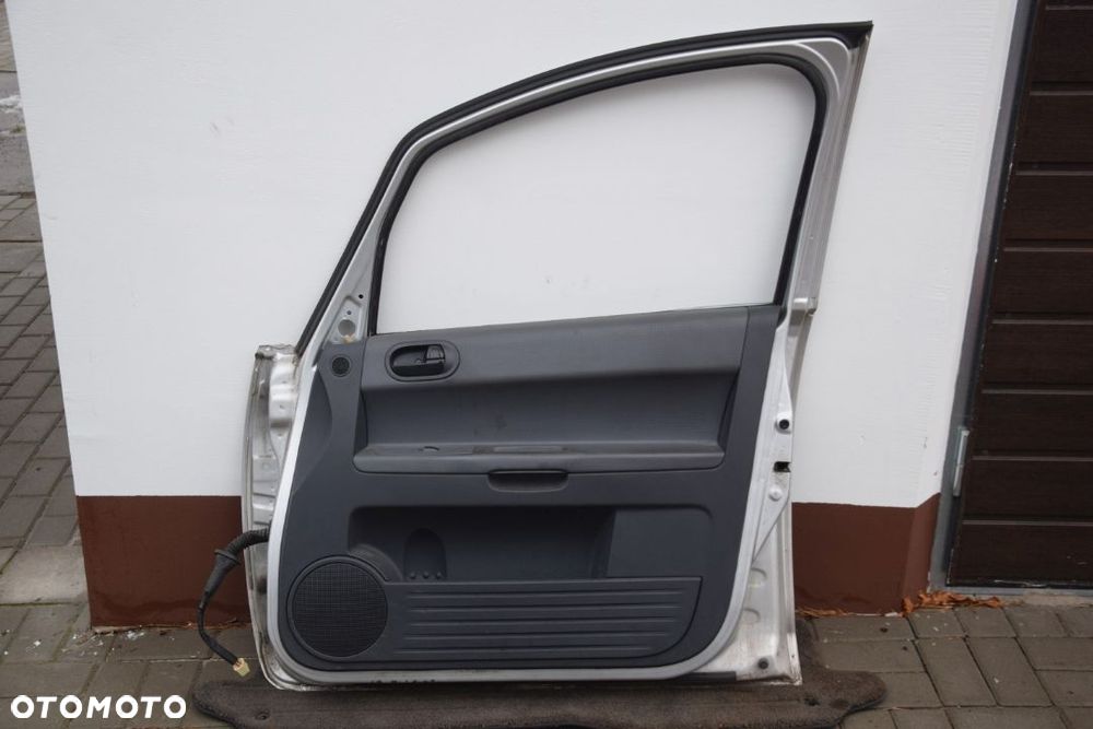 Mitsubishi COLT 6 VI Z30 04- 5D Drzwi prawy przód kompletne kolor A50 - 4