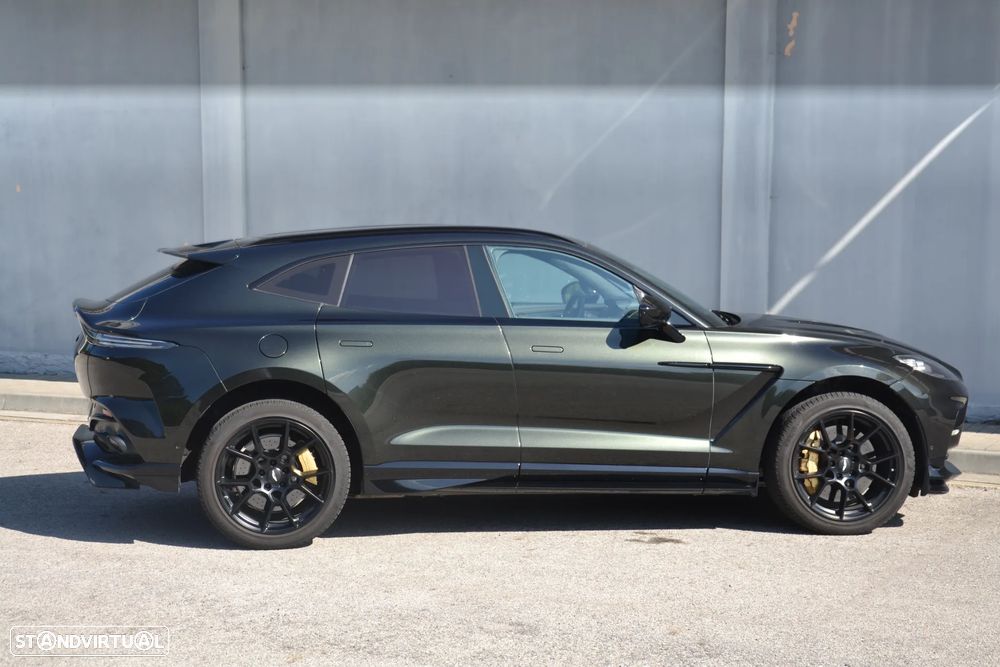 Aston Martin DBX 707 - 20