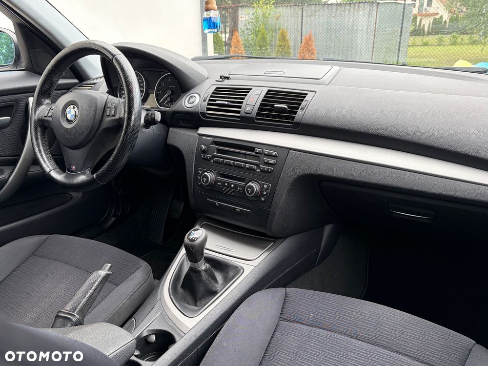 BMW Seria 1 116i - 10