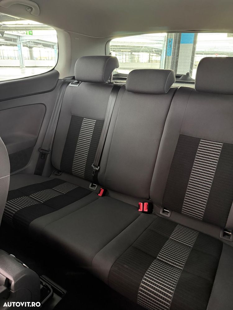 Volkswagen Golf 1.6 Trendline - 22