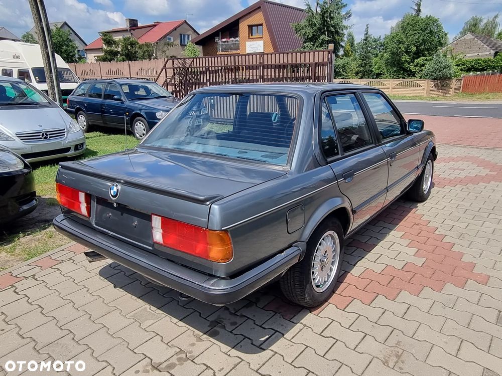 BMW Seria 3 - 3