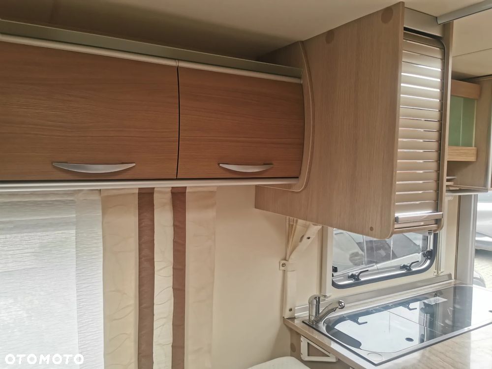 Burstner Averso Comfort 460LT - 21