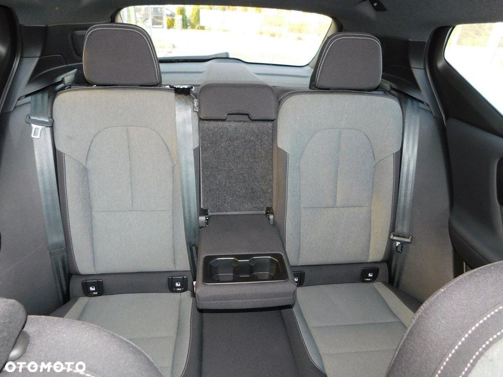Volvo XC 40 - 12