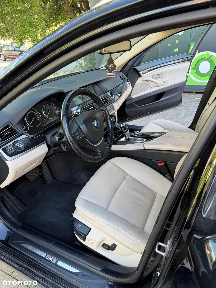BMW Seria 5 520d - 15