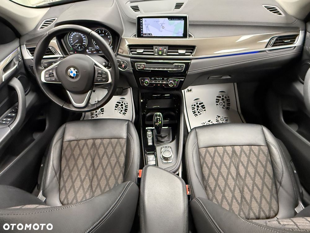 BMW X1 xDrive20i - 10