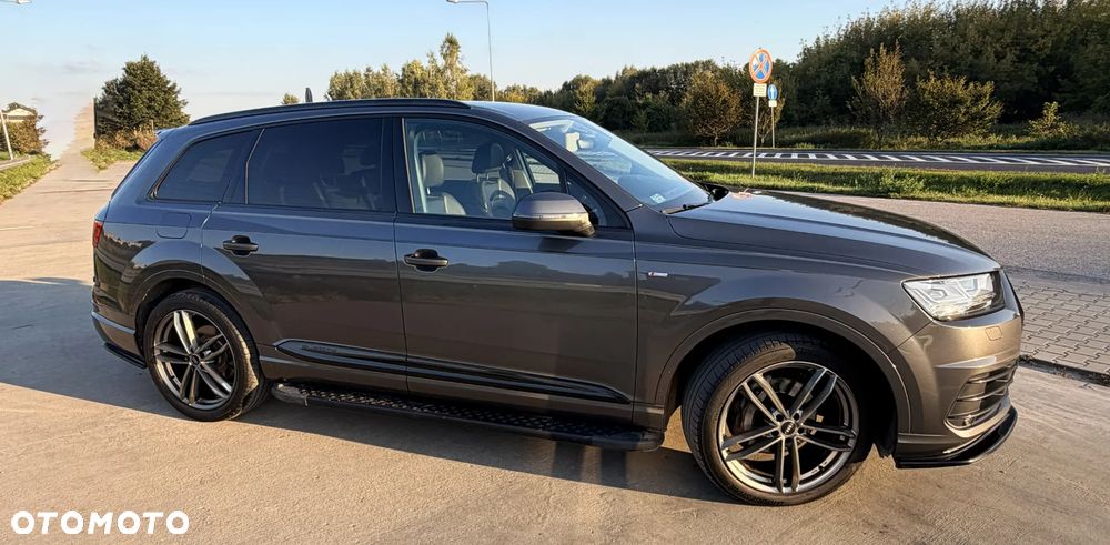 Audi Q7 2018 photo 5