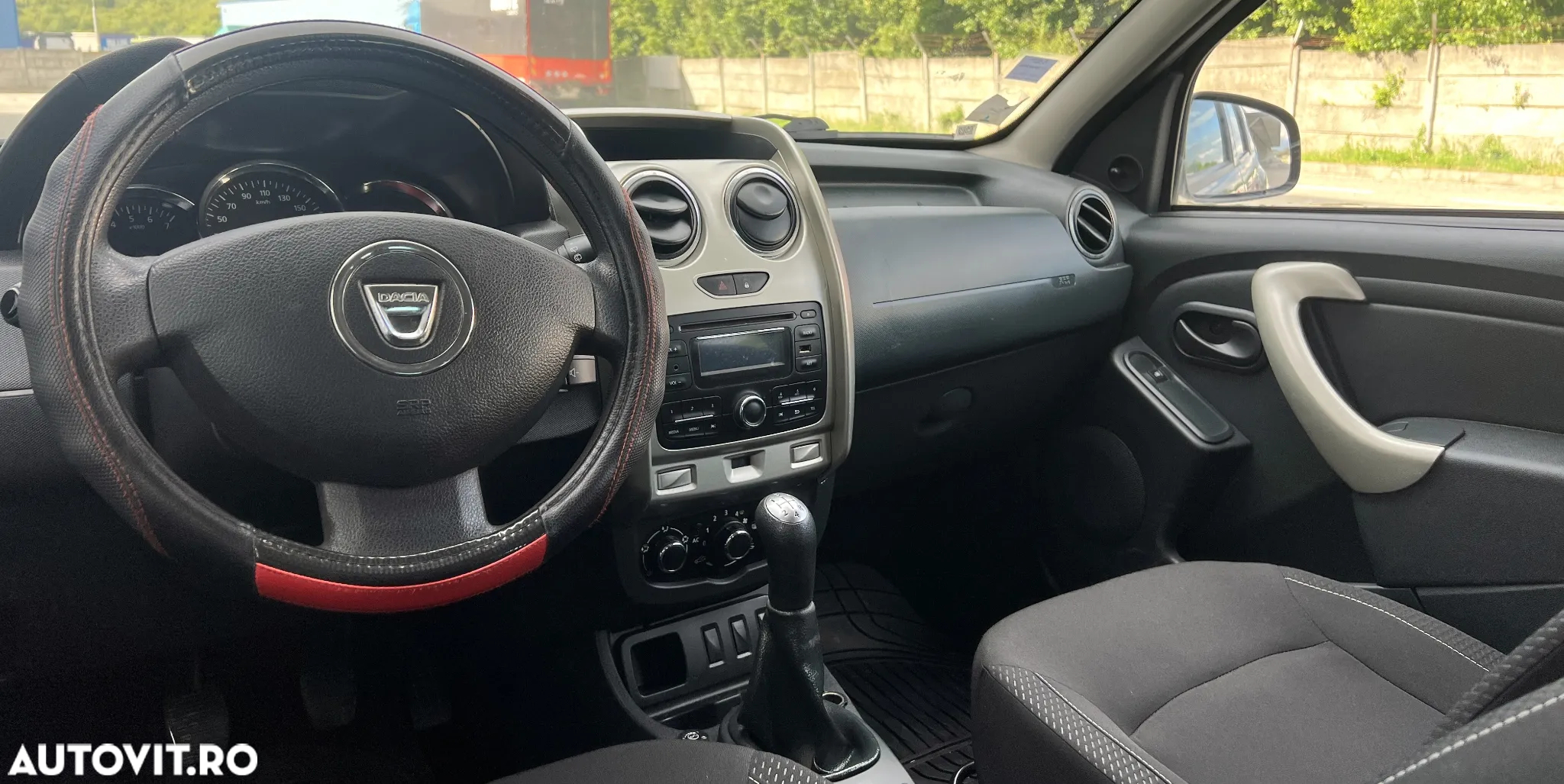 Dacia Duster 1.6 4x2 Ambiance - 9