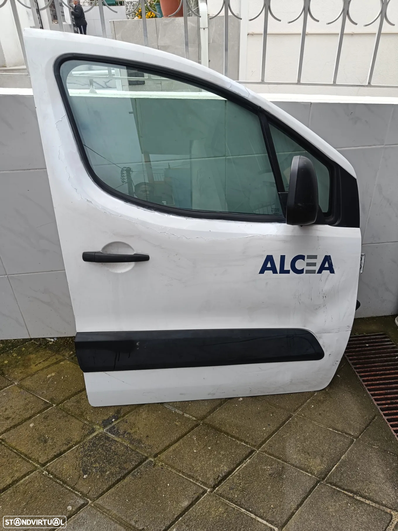 Porta frente direita Citroen Berlingo 2011 / Peugeot partner 2011 - 3