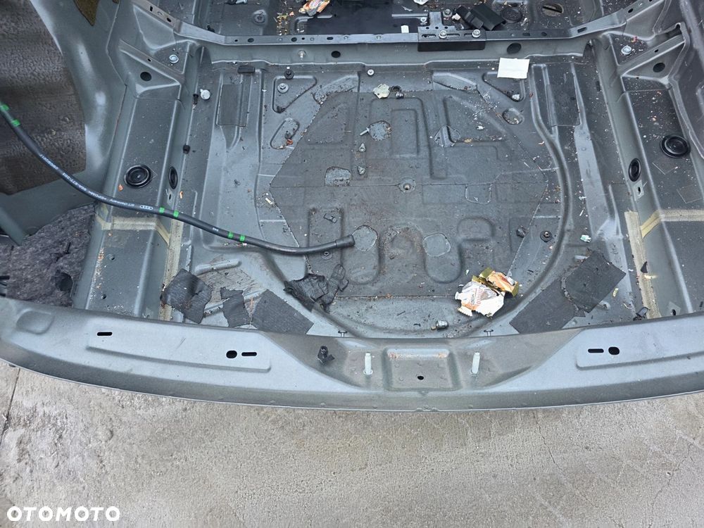 ĆWIARTKA WANNA PAS TYLNY AUDI Q5 FY 80A ORYGINAŁ ! *2 - 6