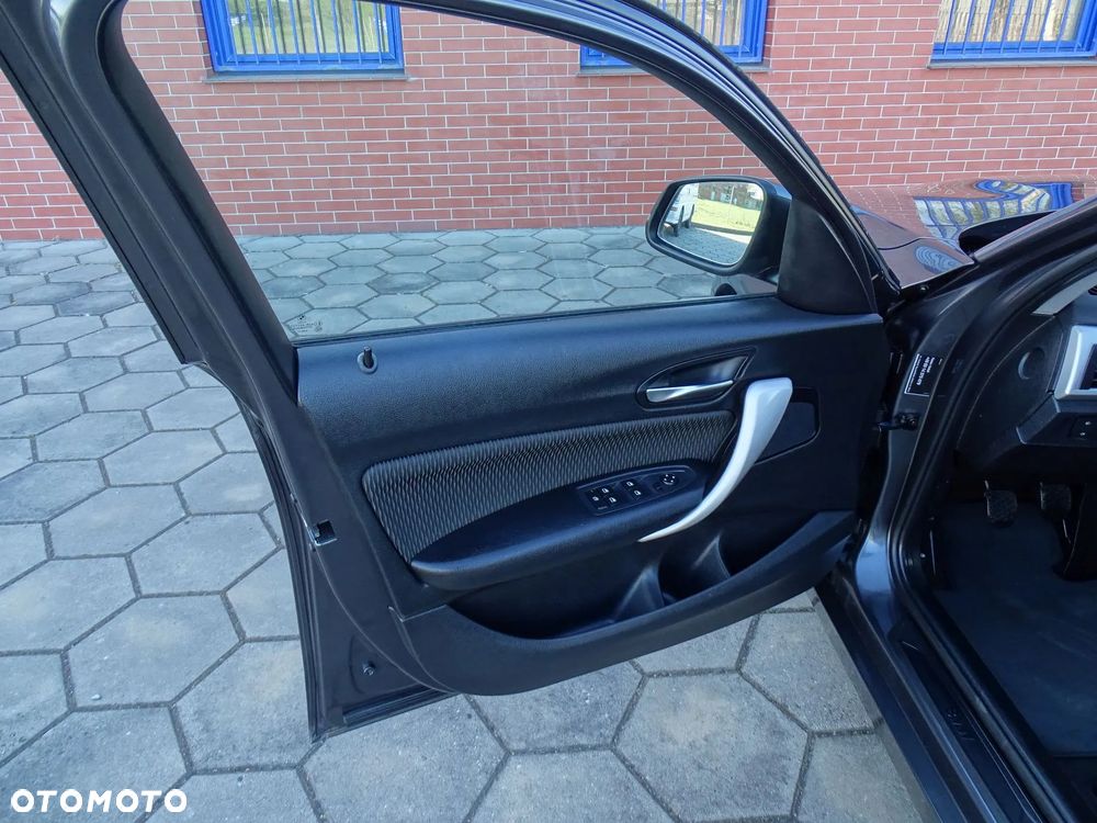 BMW Seria 1 116i Sport Line - 17