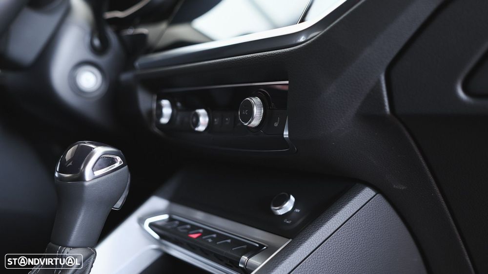 Audi Q3 Sportback 45 TFSIe S tronic - 36