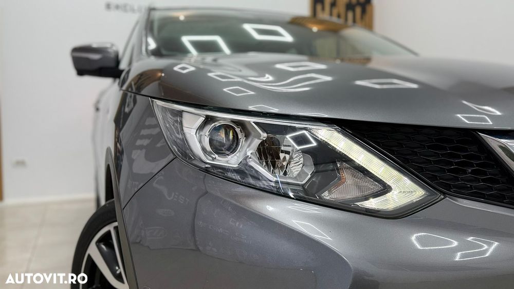 Nissan Qashqai 1.5 DCI TEKNA - 11