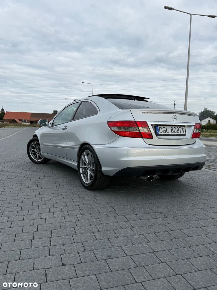 Mercedes-Benz CLC - 15