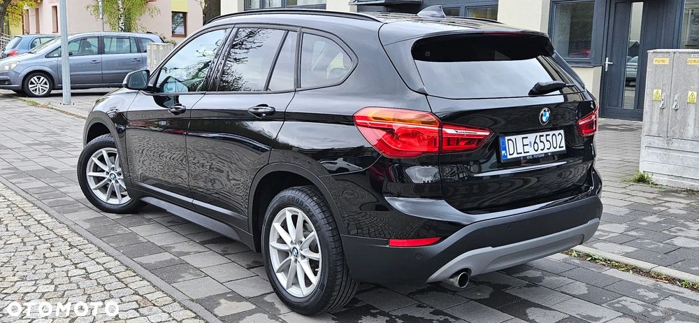 BMW X1 sDrive18i Advantage - 4