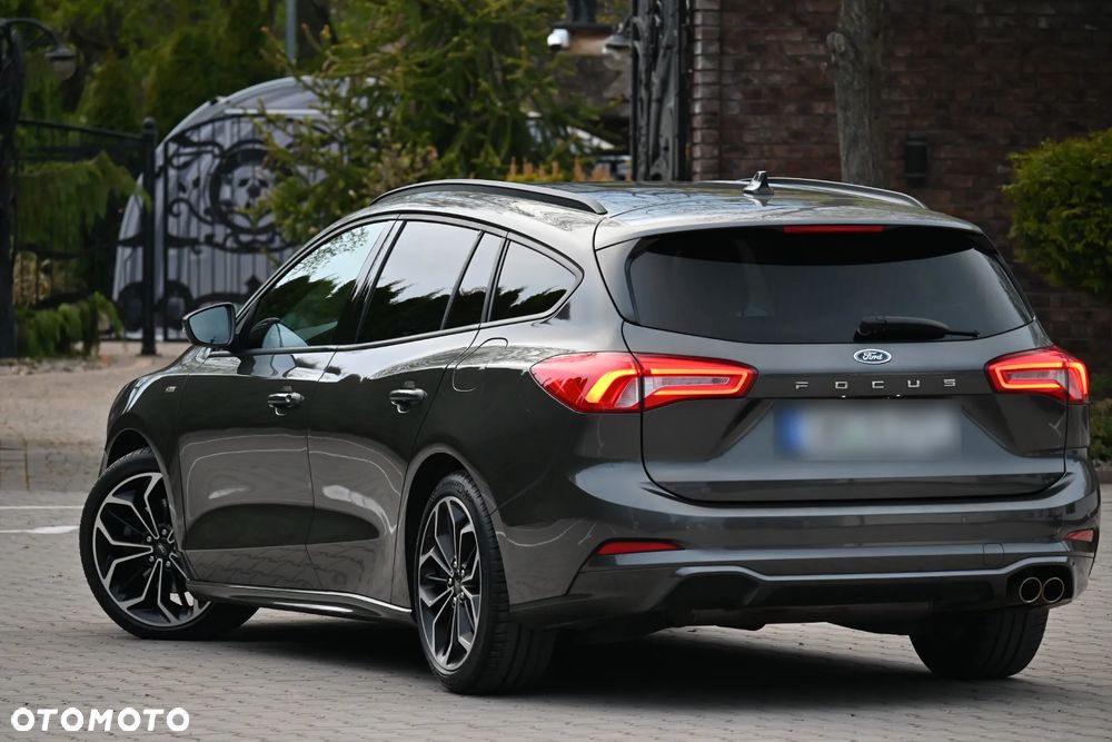 Ford Focus 1.5 EcoBoost ST-Line - 17